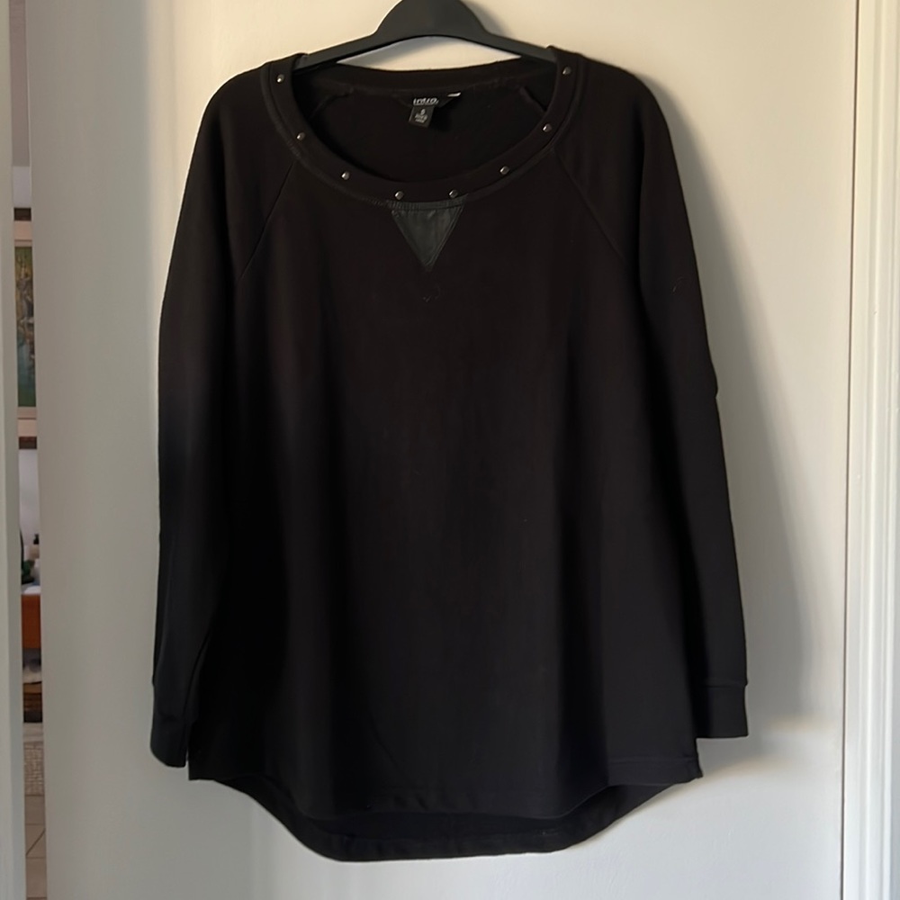 Styling Swearshirt!